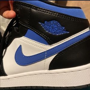 Nike AirJordan 1 Mid Blue White